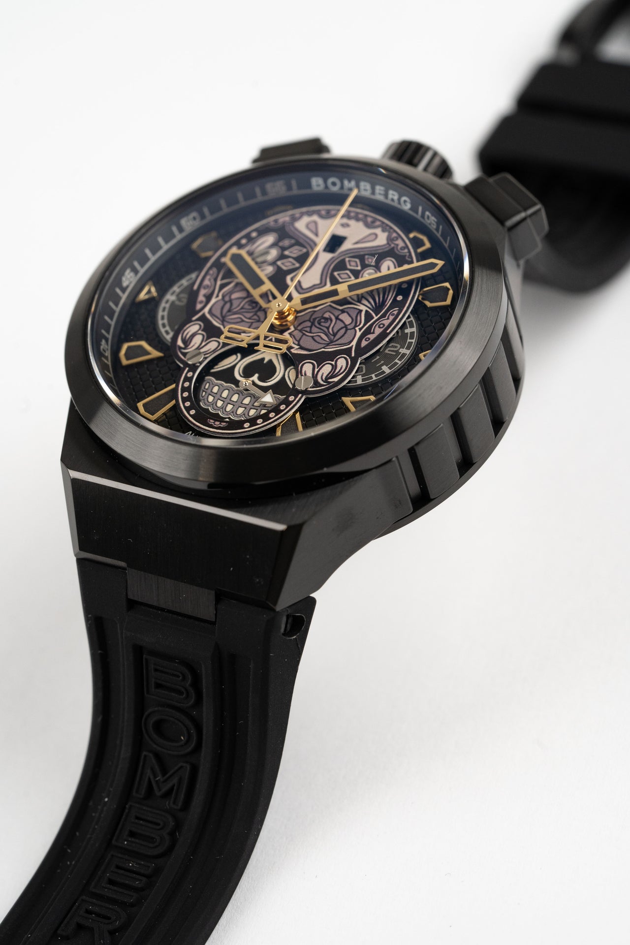 Bomberg Men's Bolt-68 Neo Calaveras Black Watch BF44CHAPBA.04-3.12