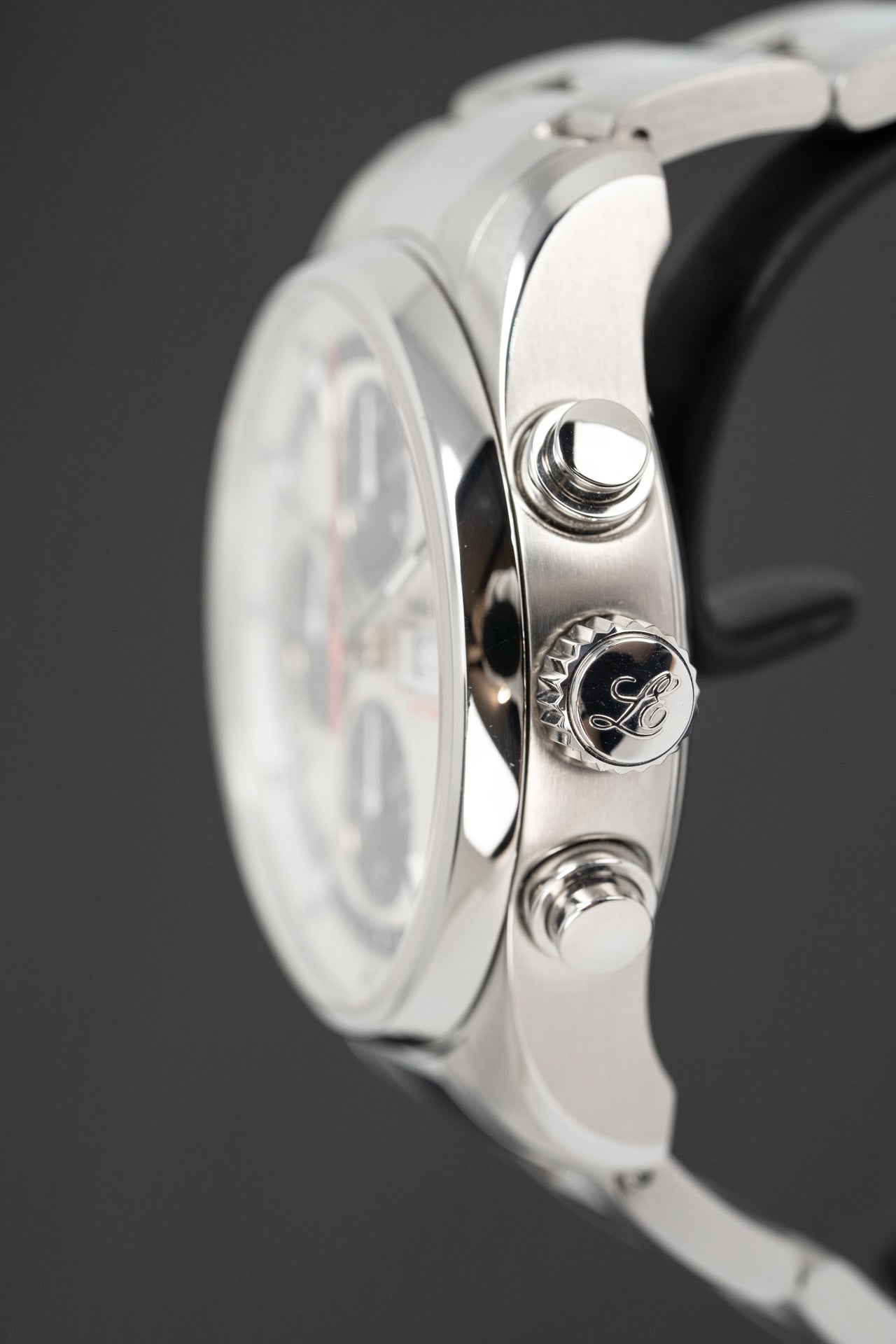Louis Erard Heritage 40 mm Watch in Black Dial