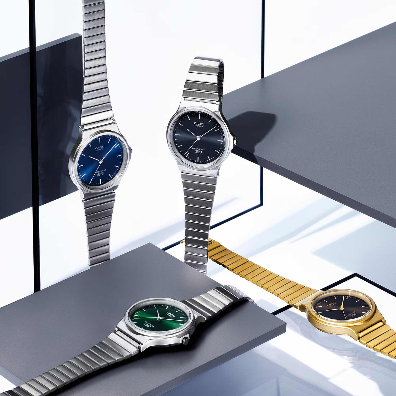 Casio Unisex Quartz Watch 35mm MQ-24 Blue Silver