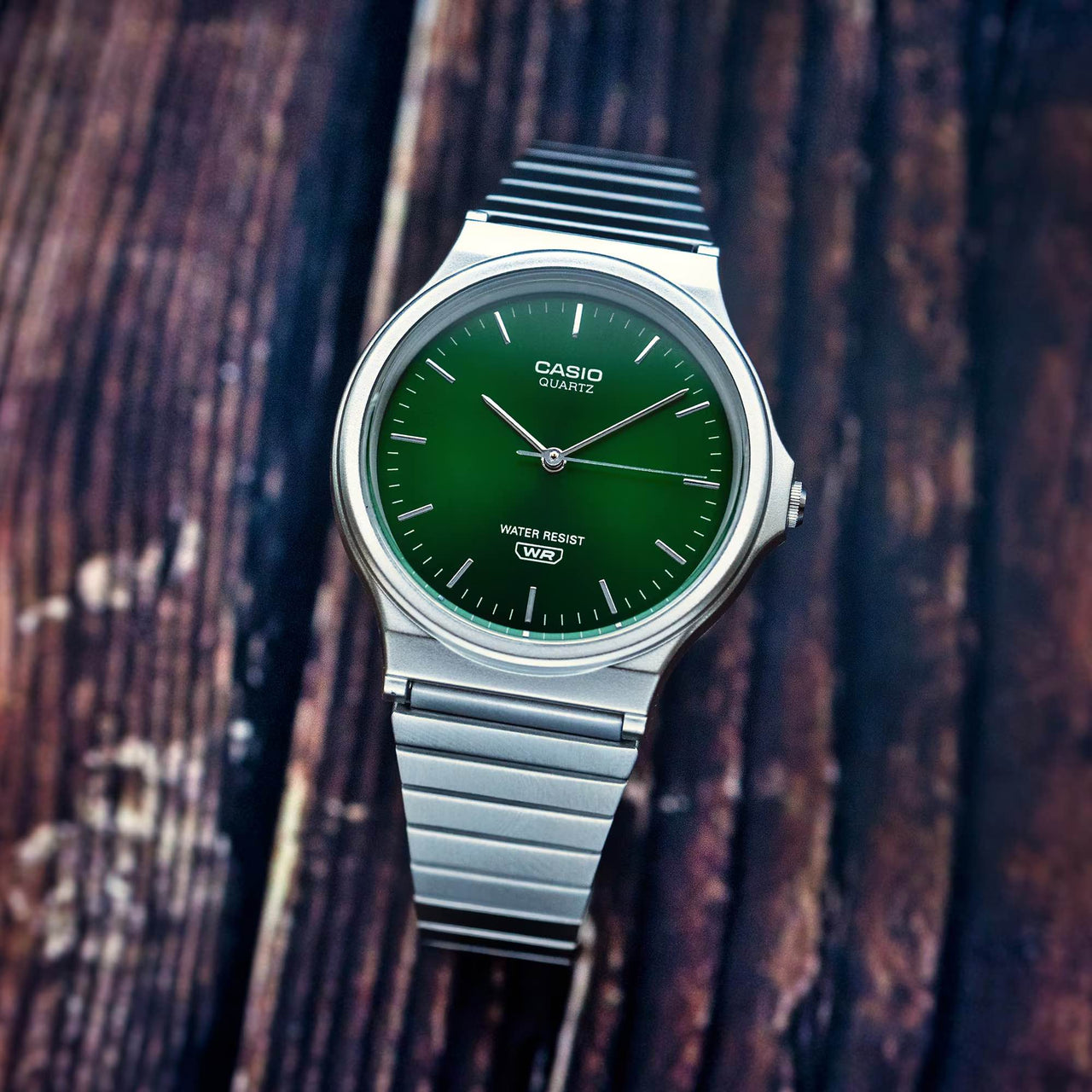 Casio Unisex Quartz Watch 35mm MQ-24 Green Sunray