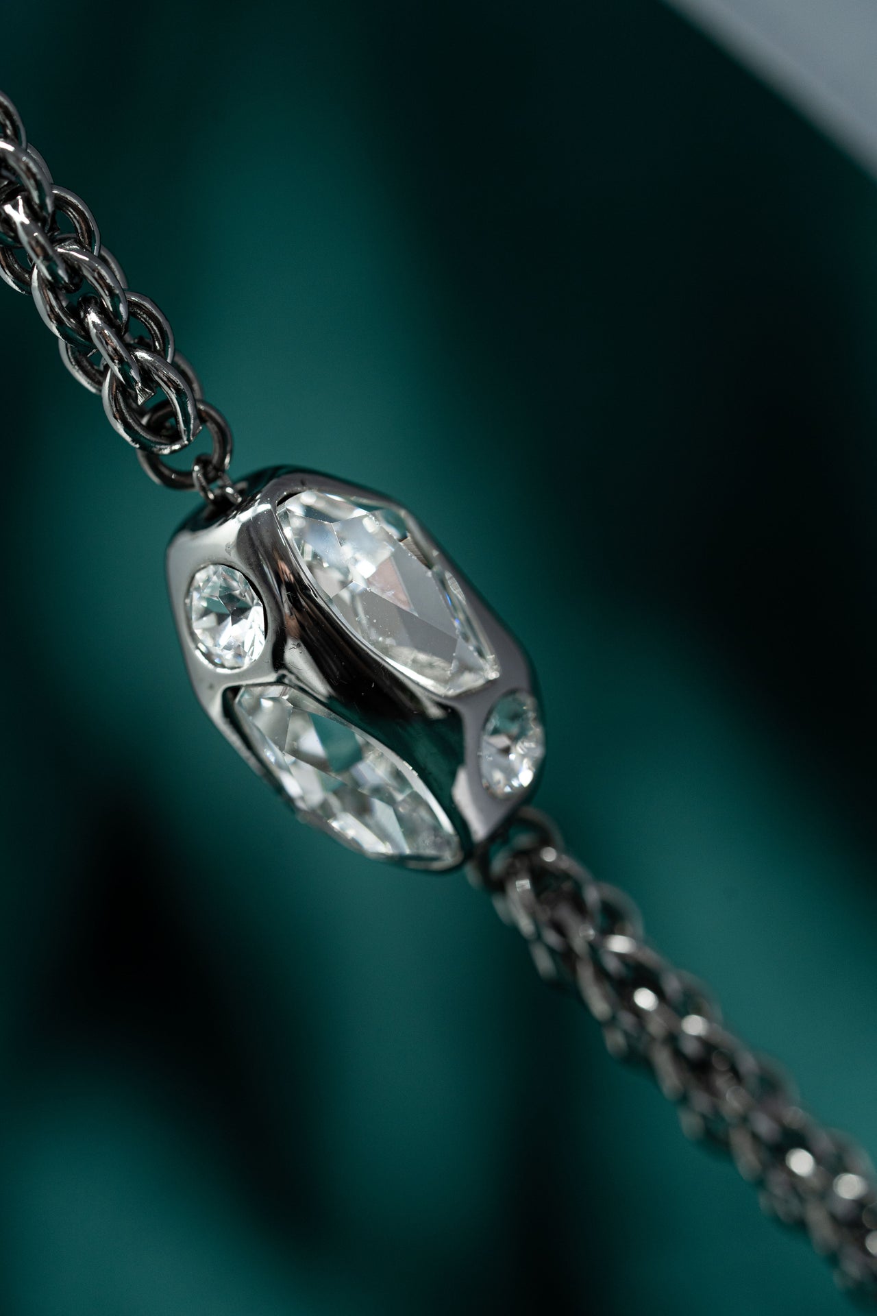 Swarovski Atelier Kalix Collection Ladies Necklace Ruthenium Plated