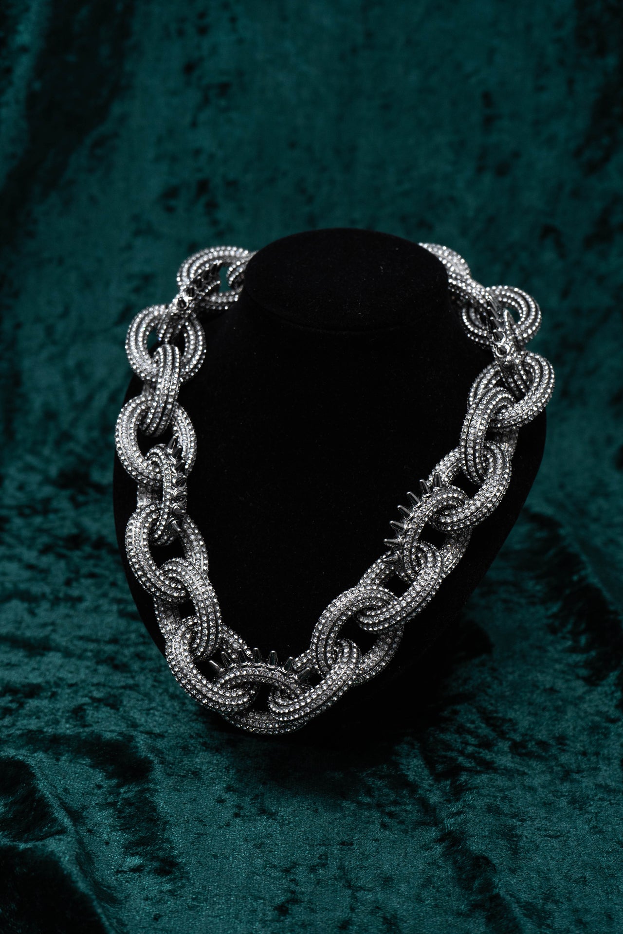 Swarovski Atelier Kalix Collection Ladies Necklace Ruthenium Plated
