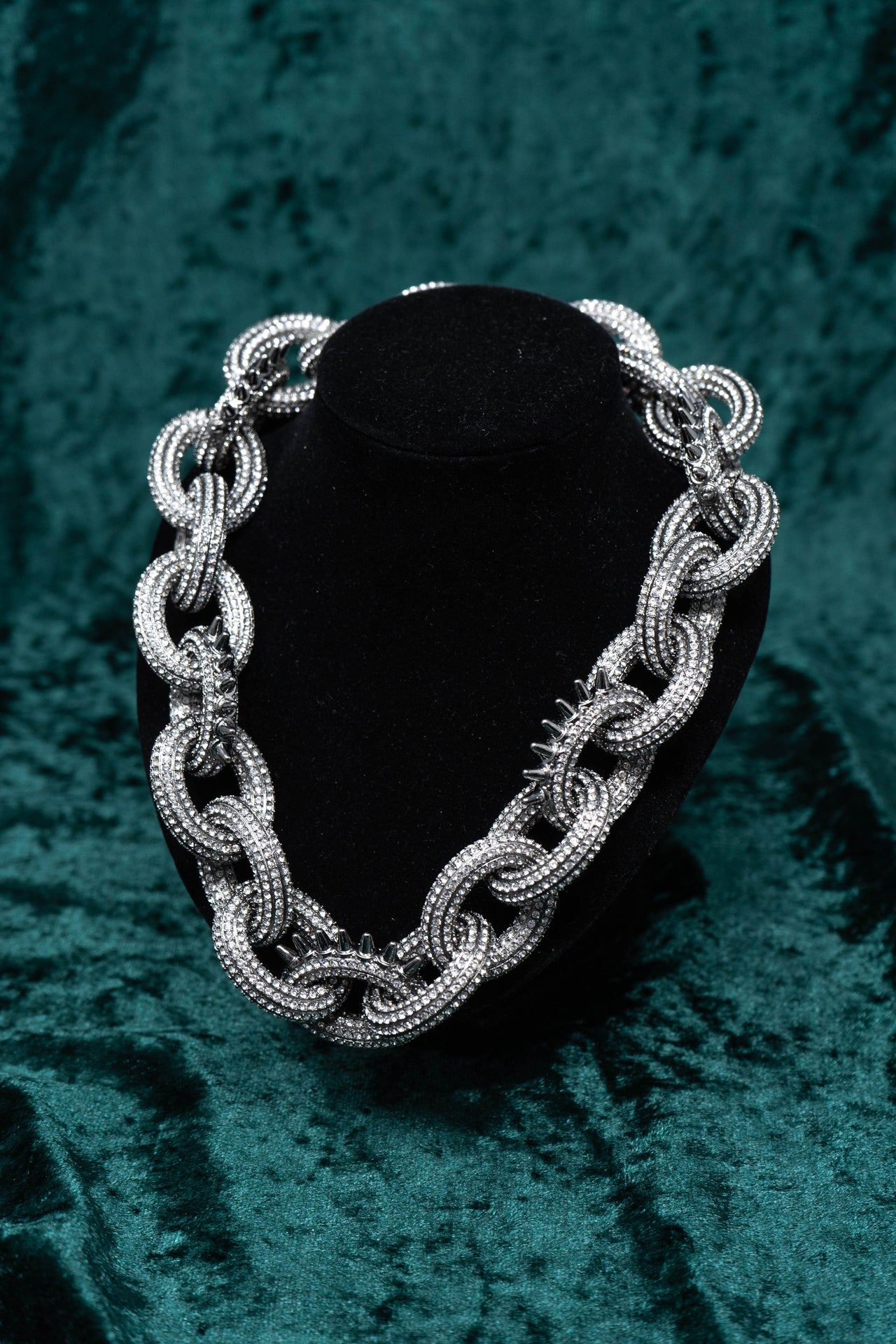 Swarovski Atelier Kalix Collection Ladies Necklace Ruthenium Plated