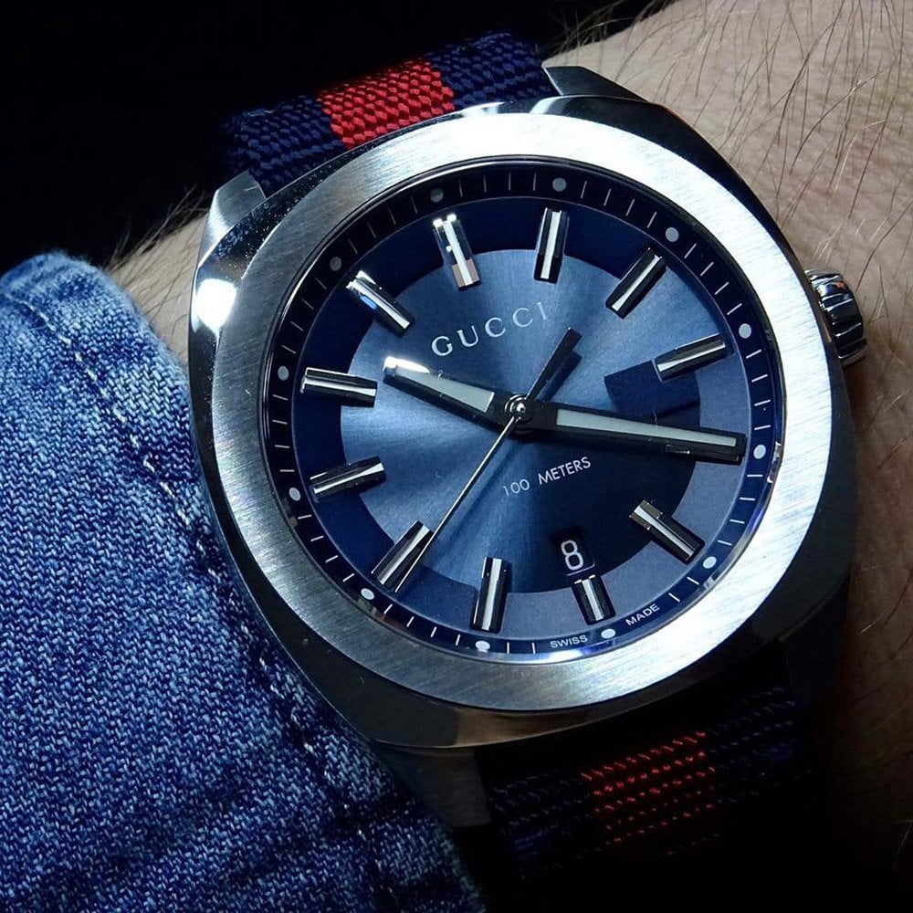 Gucci YA142304 Men's Watch GG2570 Blue Canvas