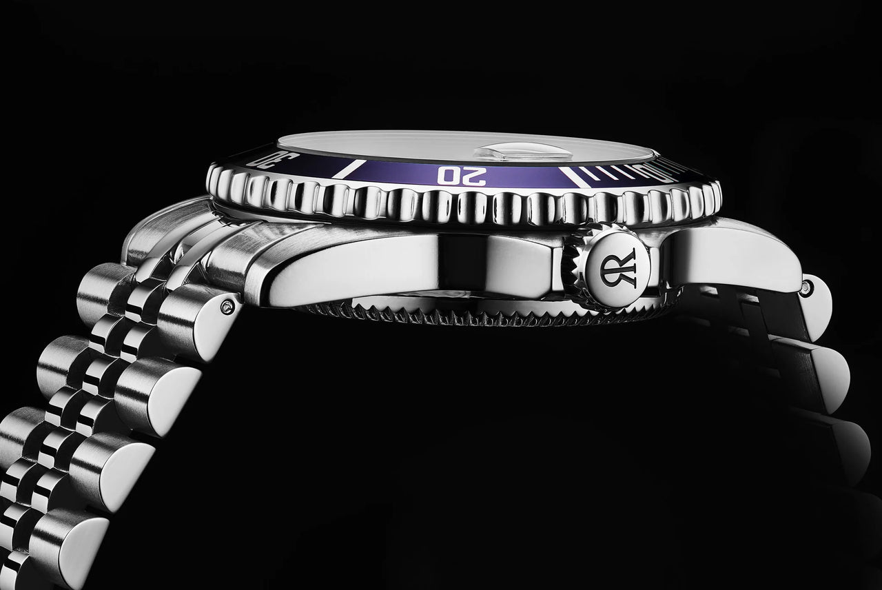 Revue Thommen Blue Dial Steel 'Diver' Automatic Men's Watch