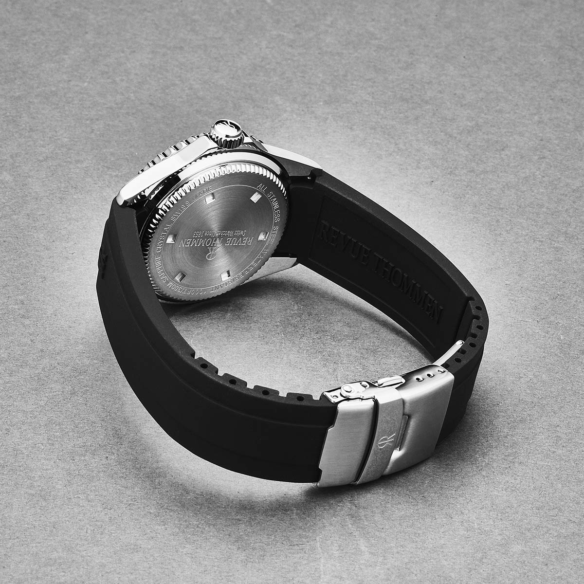 Revue Thommen Diver Men's 42mm Silver Red Automatic Watch