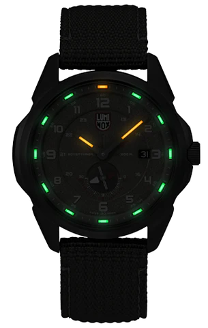 Luminox Men's Watch Atacama Adventurer Field Khaki