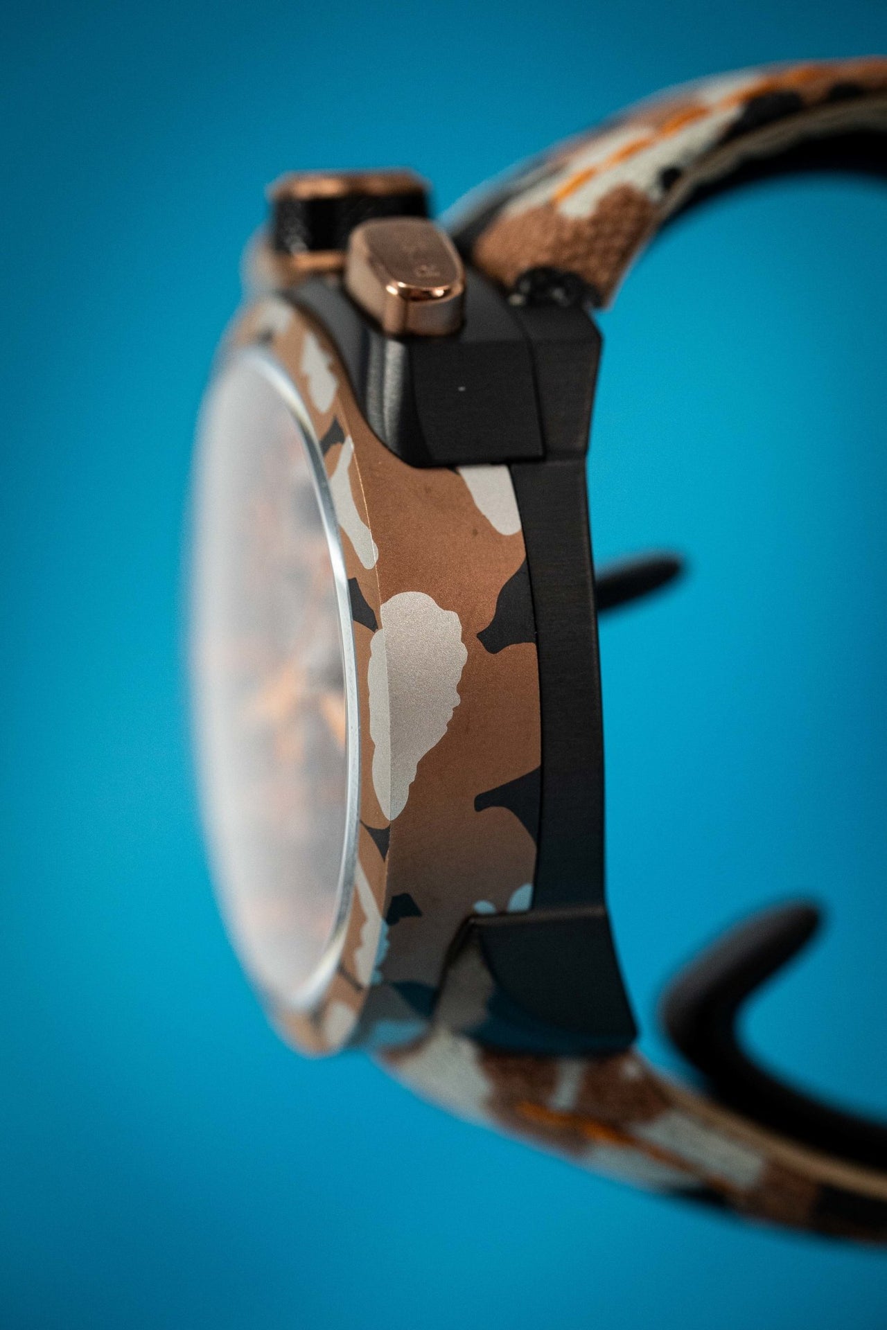 Bomberg BOLT-68 Chronograph Camouflage - Watches & Crystals