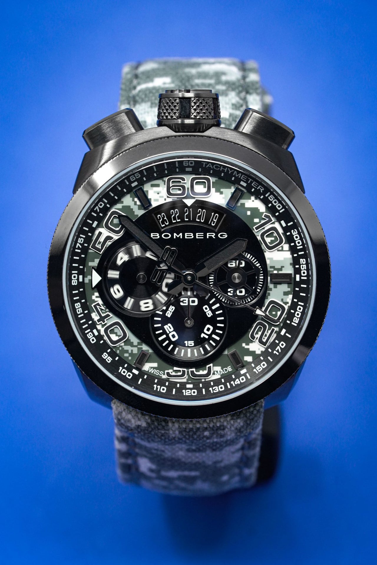 Bomberg BOLT-68 Chronograph Winter Camo - Watches & Crystals