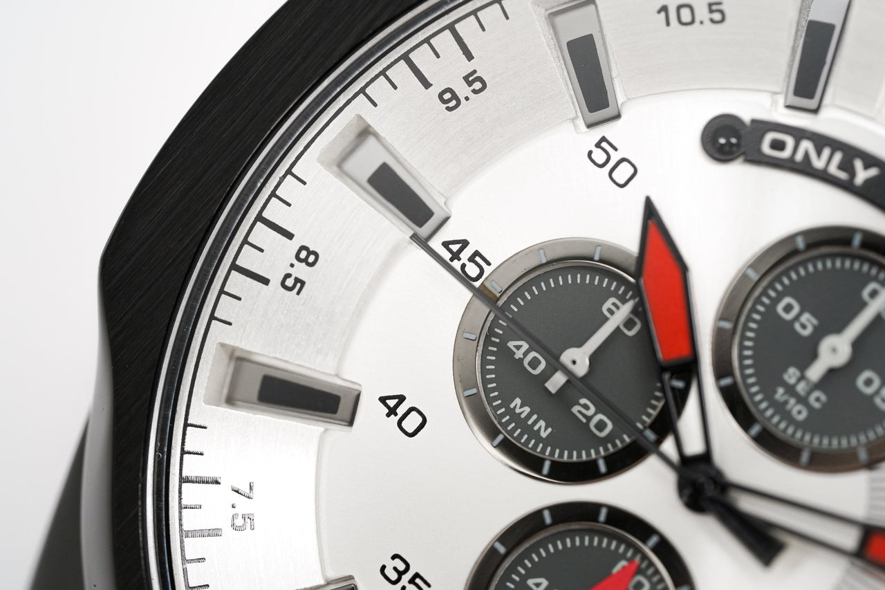 Diesel Men\'s Chronograph Chief Grey Mega Watches – Watch DZ4512 Crystals & Black