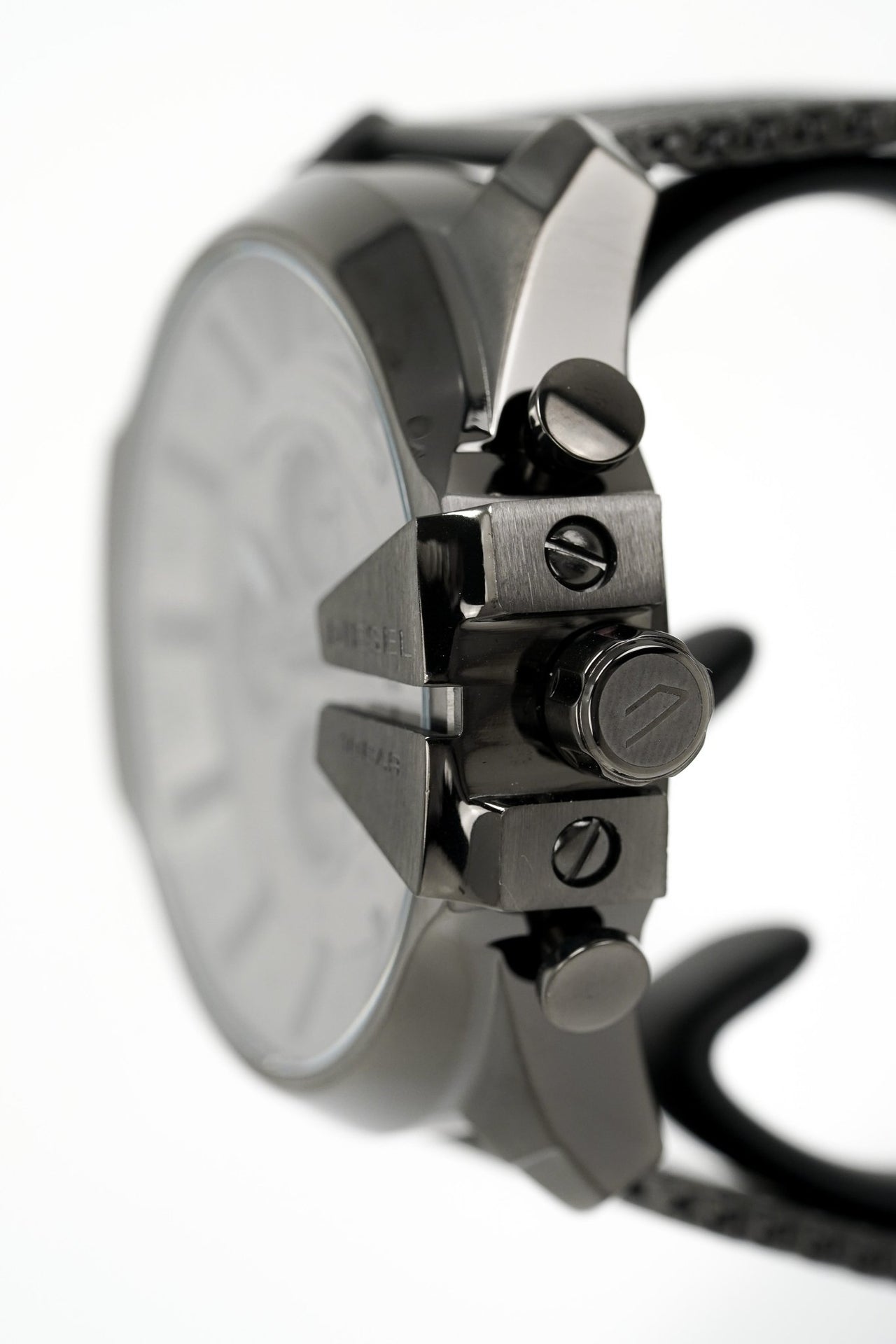 Diesel Men\'s Chronograph Watch Mega Watches Crystals – Chief Mesh & Gunmetal