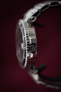 Thumbnail for Versace V-Race Diver Black - Watches & Crystals