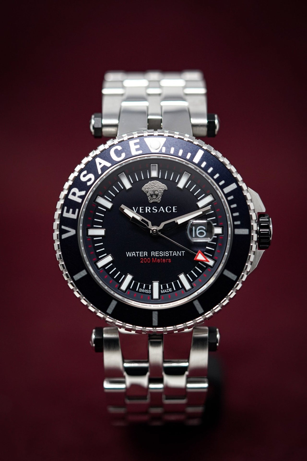 Versace V-Race Diver Black - Watches & Crystals