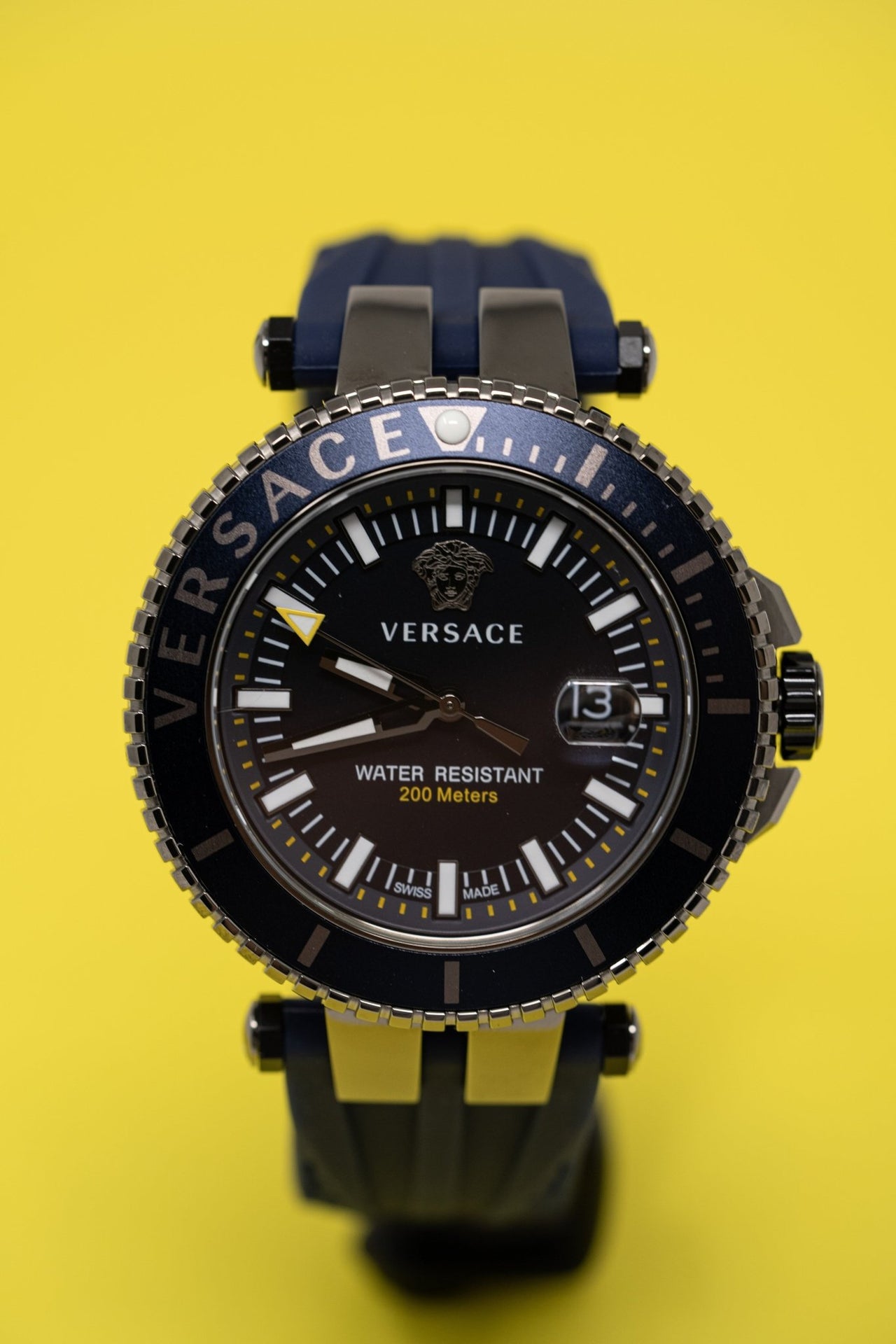 Versace V-Race Diver Blue - Watches & Crystals