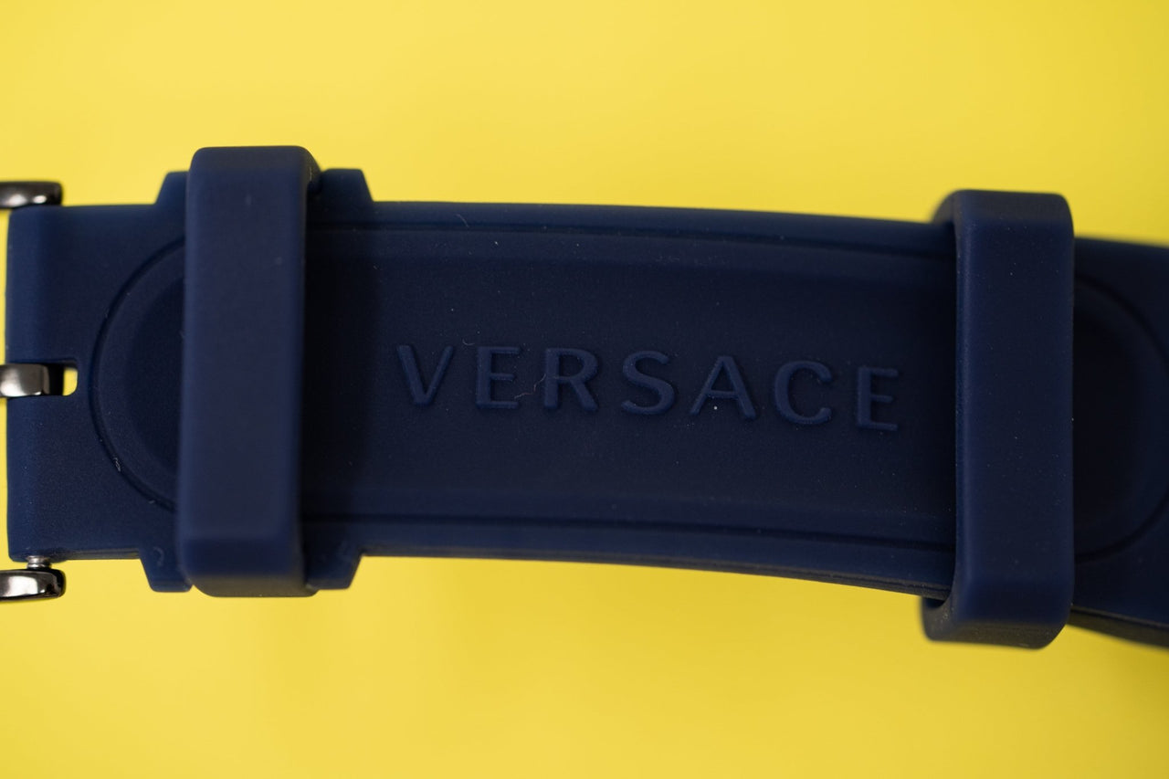 Versace V-Race Diver Blue - Watches & Crystals